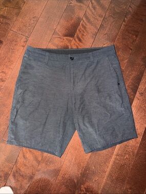 Vuori Men's Flat-Front Dark Charcoal Shorts